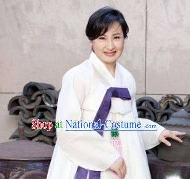 Korean Traditional Bride Mother Hanbok White Satin Blouse and Dress Garment Asian Korea Fashion Costume for Women