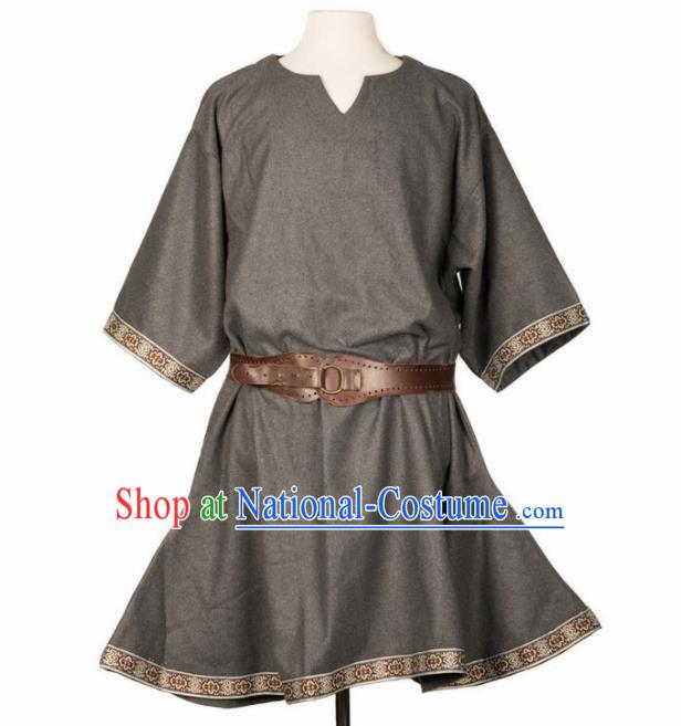 Western Middle Ages Drama Grey Shirt European Traditional Knight Costume for Men