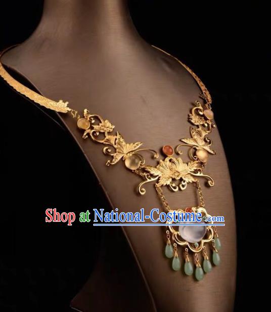 Chinese Traditional Carving Lotus Necklace Handmade Hanfu Necklet Accessories for Women