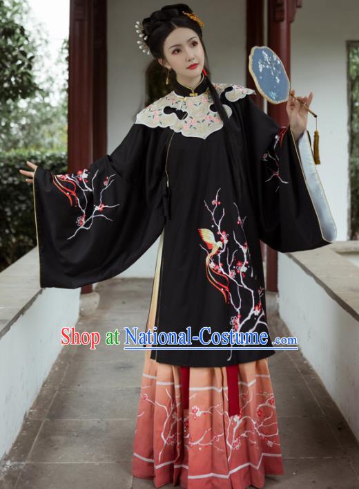 Chinese Ancient Aristocratic Lady Embroidered Black Dress Traditional Ming Dynasty Royal Princess Costumes for Women