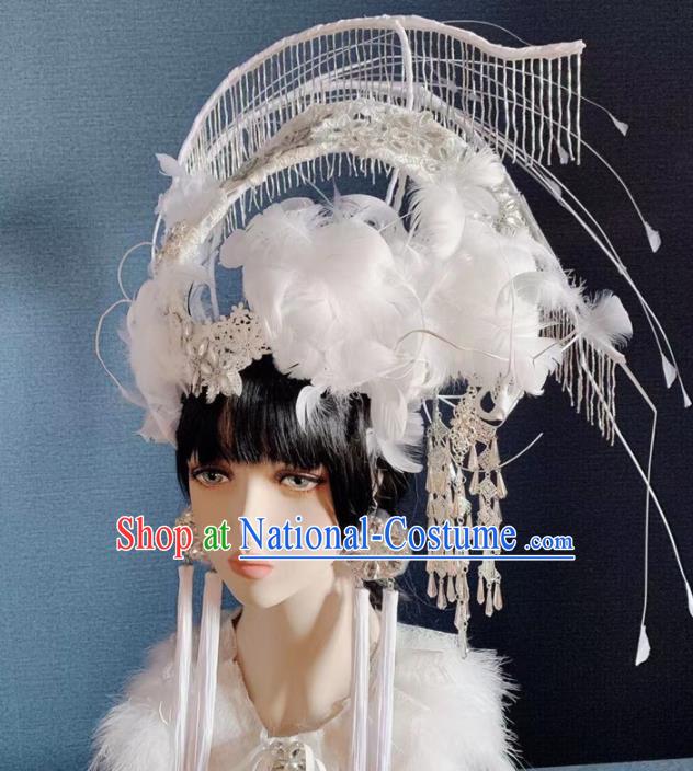 Chinese Handmade Classical White Feather Phoenix Coronet Hat Ancient Empress Hanfu Hair Accessories for Women