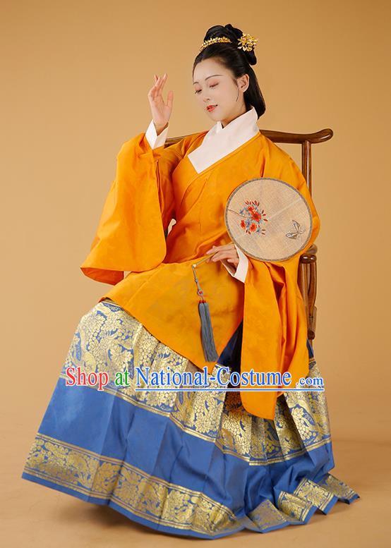 Traditional Chinese Ming Dynasty Imperial Consort Orange Blouse and Skirt Ancient Patrician Dowager Historical Costumes for Women