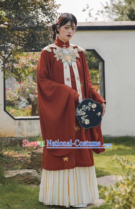 Chinese Ancient Patrician Lady Embroidered Blouse Traditional Ming Dynasty Princess Costume for Women