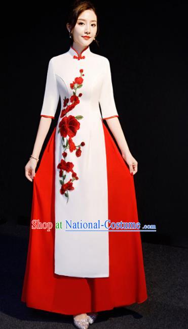 Chinese Spring Festival Gala Embroidered Red Peach Blossom Middle Sleeve Qipao Dress Traditional Compere Cheongsam Costume for Women