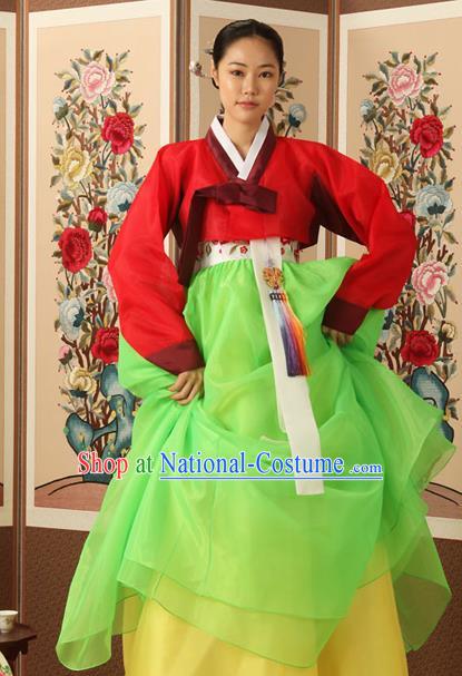 Korean Traditional Court Queen Hanbok Red Blouse and Green Dress Garment Asian Korea Fashion Costume for Women