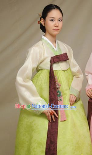 Korean Traditional Court Hanbok White Blouse and Green Dress Garment Asian Korea Fashion Costume for Women