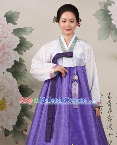 Korean Traditional Mother Hanbok White Blouse and Purple Dress Garment Asian Korea Fashion Costume for Women