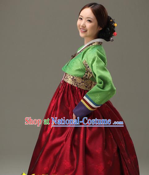 Korean Traditional Hanbok Court Green Blouse and Purplish Red Dress Garment Asian Korea Fashion Costume for Women