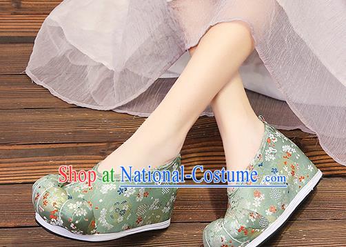 Chinese Traditional Classical Pattern Green Satin Embroidered Shoes Princess Shoes Opera Shoes Hanfu Shoes for Women