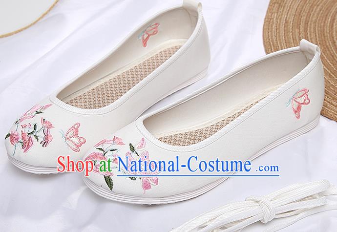 Chinese Traditional White Embroidered Flowers Butterfly Shoes Opera Shoes Hanfu Shoes Wedding Shoes for Women