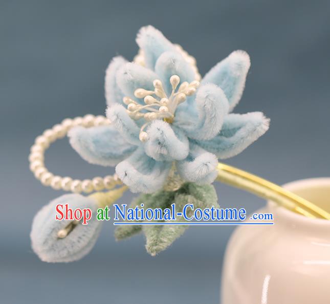 Traditional Chinese Handmade Blue Velvet Lotus Hairpin Headdress Ancient Hanfu Hair Accessories for Women