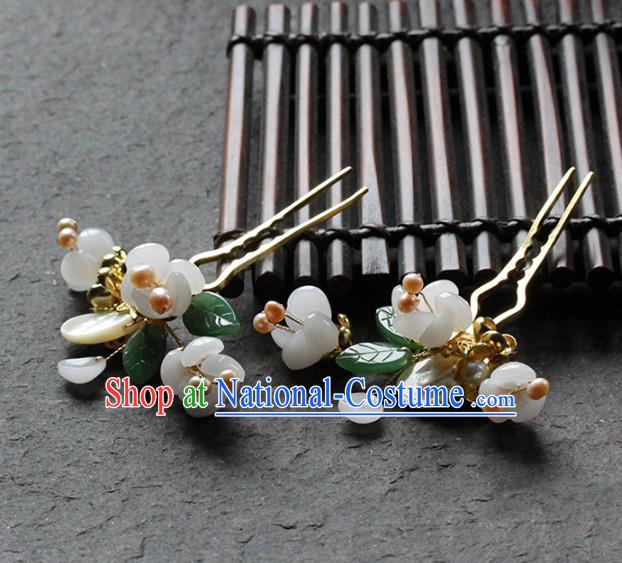 Traditional Chinese Handmade White Flowers Hairpin Headdress Ancient Hanfu Hair Accessories for Women