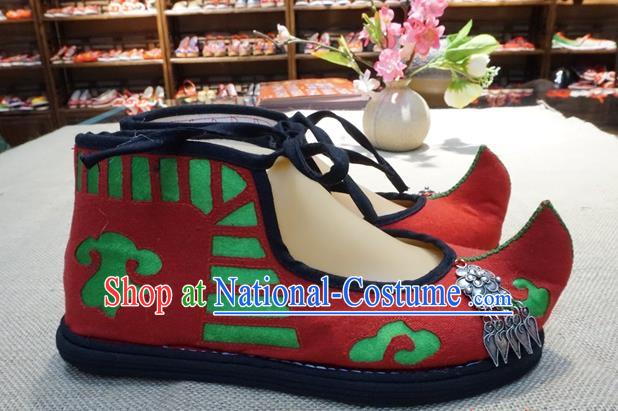 Traditional Chinese Ethnic Miao Silver Red Embroidered Shoes Handmade Yunnan National Shoes Wedding Shoes for Women