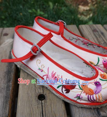 Traditional Chinese Ethnic Embroidered Magpie Light Pink Shoes Handmade Yunnan National Shoes Wedding Shoes for Women