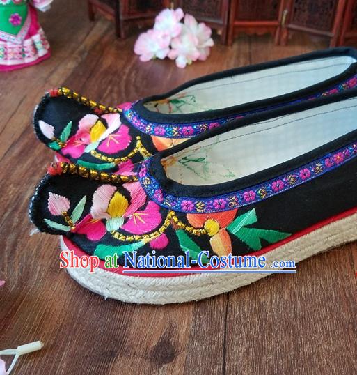 Traditional Chinese Embroidered Black Wedge Shoes National Ethnic Shoes Hanfu Shoes for Women