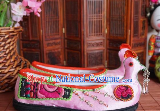 Traditional Chinese Ethnic Pink Mandarin Duck Shoes Embroidered Shoes Yunnan National Shoes for Women