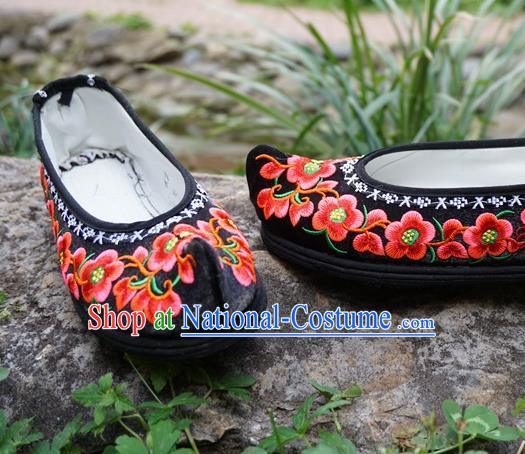 Traditional Chinese Wedding Embroidered Plum Black Shoes National Ethnic Shoes Hanfu Shoes for Women