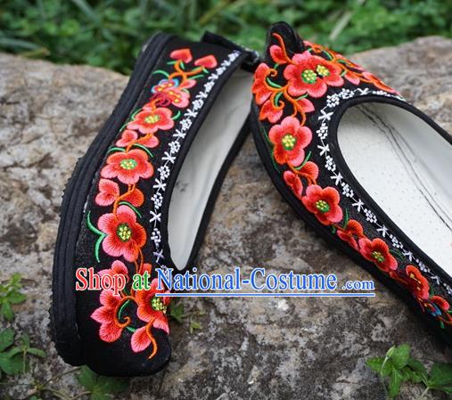 Traditional Chinese Wedding Embroidered Plum Black Shoes National Ethnic Shoes Hanfu Shoes for Women