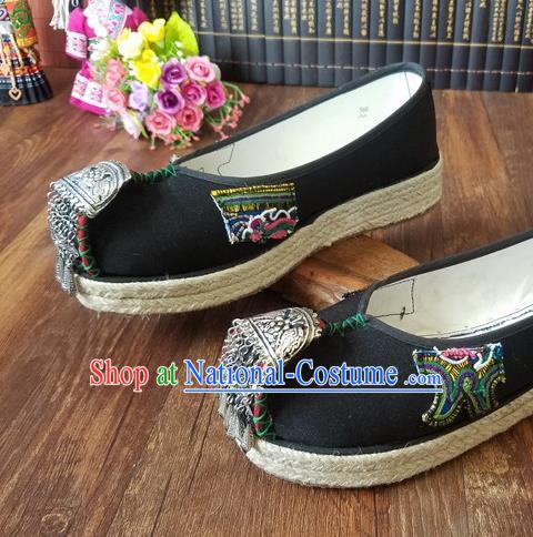 Traditional Chinese Handmade Black Cloth Shoes Yunnan National Shoes Embroidered Shoes for Women