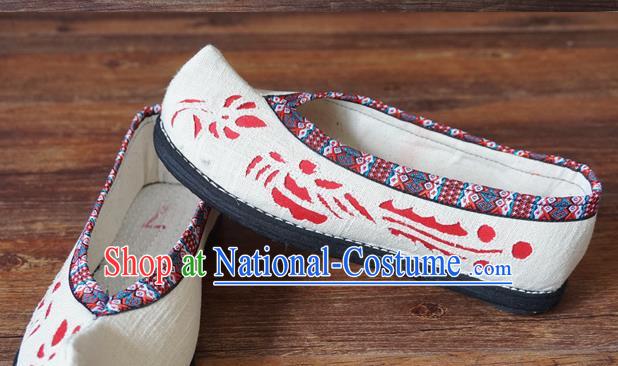 Traditional Chinese Yunnan Ethnic White Cloth Shoes Handmade National Shoes Hanfu Dress for Women