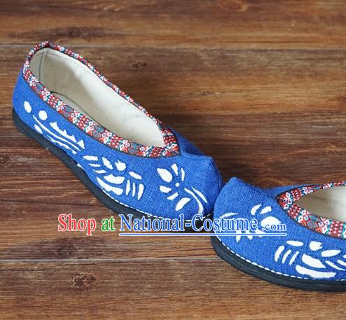 Traditional Chinese Yunnan Ethnic Blue Cloth Shoes Handmade National Shoes Hanfu Dress for Women