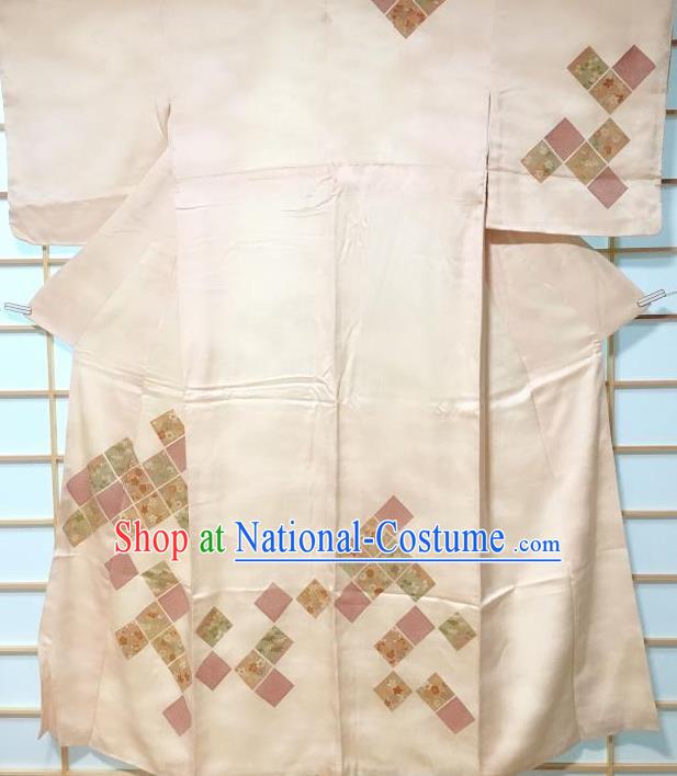 Traditional Japanese Classical Pattern Beige Furisode Kimono Japan Yukata Dress Costume for Women