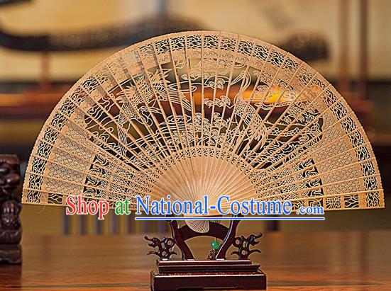 Traditional Chinese Hand Carving Crane Pine Sandalwood Fan China Wood Accordion Folding Fan Oriental Fan