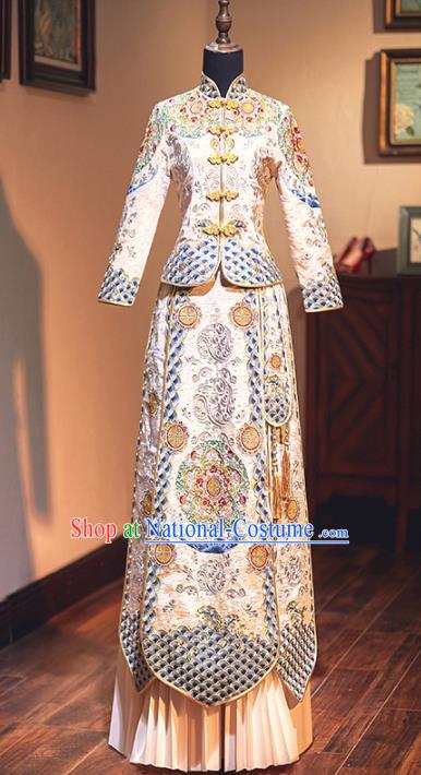 Chinese Traditional Embroidered Champagne Xiuhe Suits Wedding Dress Ancient Bride Costume for Women