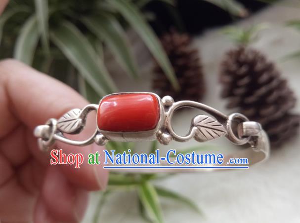 Chinese Zang Nationality  Silver Coral Bracelet Handmade Traditional Tibetan Ethnic Jewelry Accessories for Women