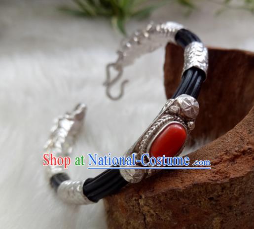 Chinese Zang Nationality Coral Bracelet Handmade Traditional Tibetan Ethnic Jewelry Accessories for Women