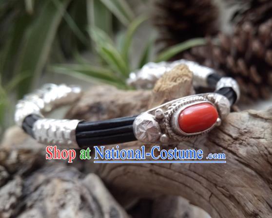 Chinese Zang Nationality Coral Bracelet Handmade Traditional Tibetan Ethnic Jewelry Accessories for Women