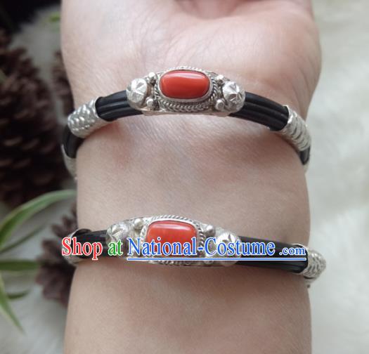 Chinese Zang Nationality Coral Bracelet Handmade Traditional Tibetan Ethnic Jewelry Accessories for Women