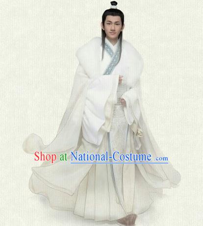 Historical Drama Love is More Than A Word Chinese Ancient Nobility Childe Tao Mo White Costume and Headpiece for Men