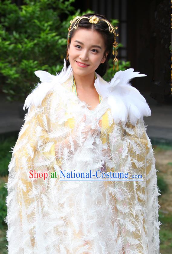 Chinese Drama Devastating Beauty Ancient Noble Lady Jing Nanyi Feather Costume and Headpiece for Women