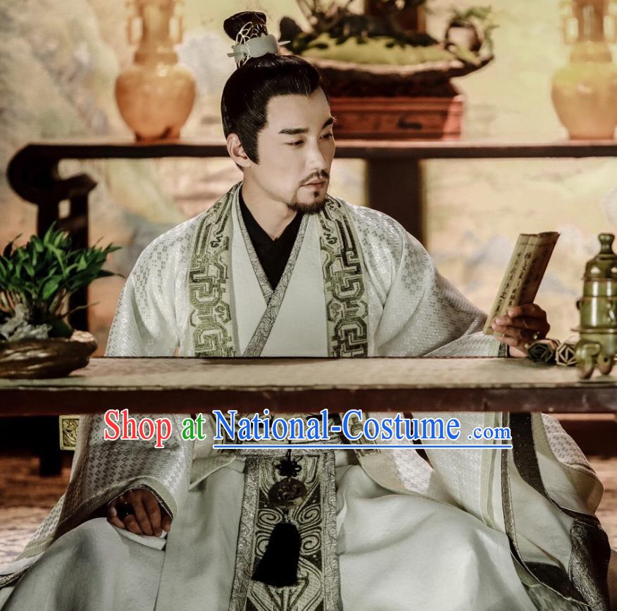 Swords of Legends Chinese Ancient Duke Yue Shaocheng Clothing Historical Drama Costume and Headwear for Men