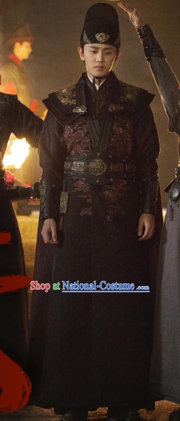 Drama Under the Power Chinese Ancient Ming Dynasty Imperial Guards Blade Lu Yi Costume and Headpiece Complete Set