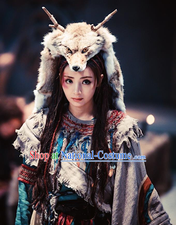 Chinese Ancient Demon Saintess Ying Su Dress Historical Drama Demon Catcher Costume and Headpiece for Women