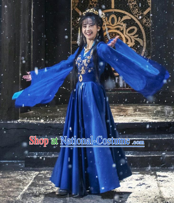 Chinese Ancient Noble Lady Lin Luojing Dress Historical Drama Jueshi Qianjin Costume and Headpiece for Women