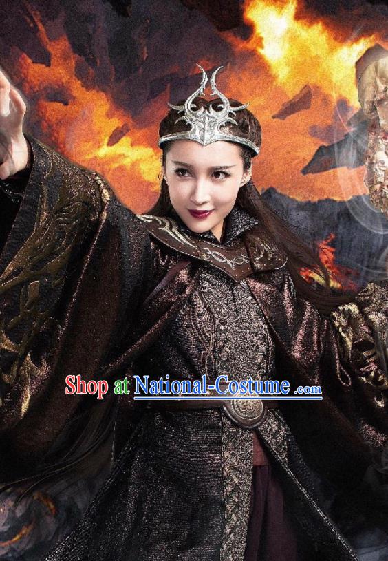 Chinese Ancient Costume Historical Drama The Taosim Crandmaster Demon Swordsman Xiao Wusheng Hanfu Dress and Hair Crown