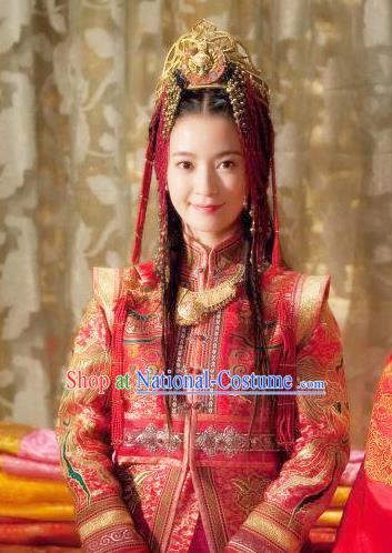 Chinese Ancient Bride Garment Costumes and Headdress Drama The World of Love Noble Lady Yuan Yuezheng Wedding Red Dress