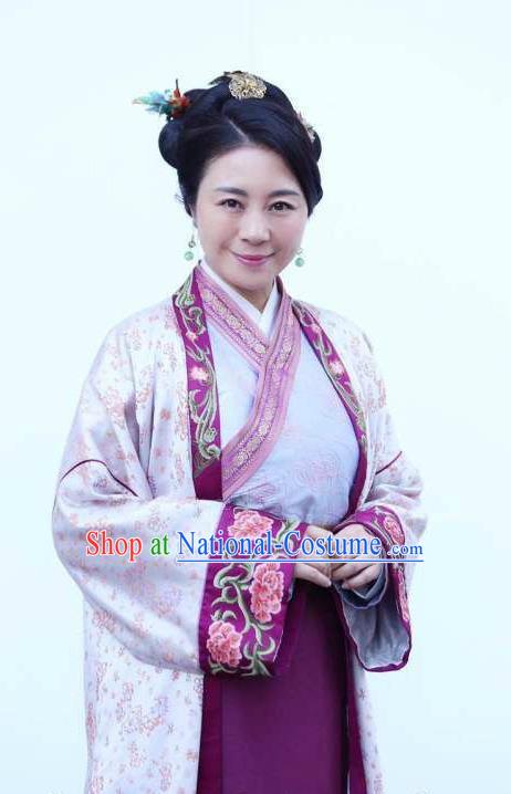 Chinese Ancient Ming Dynasty Mistress Dress Apparels Costumes and Headpieces Drama Legend of the Concubinage Rich Dame Garment