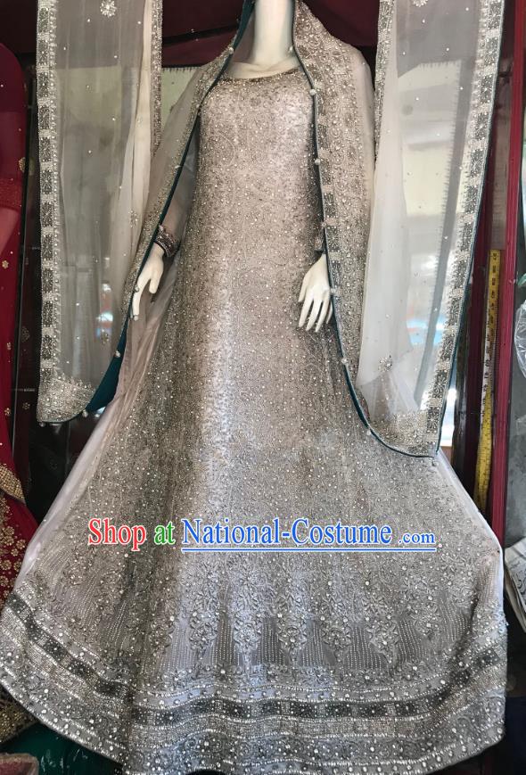 Indian Traditional Bride Grey Lehenga Exquisite Embroidered Dress Asian Hui Nationality Wedding Costume for Women