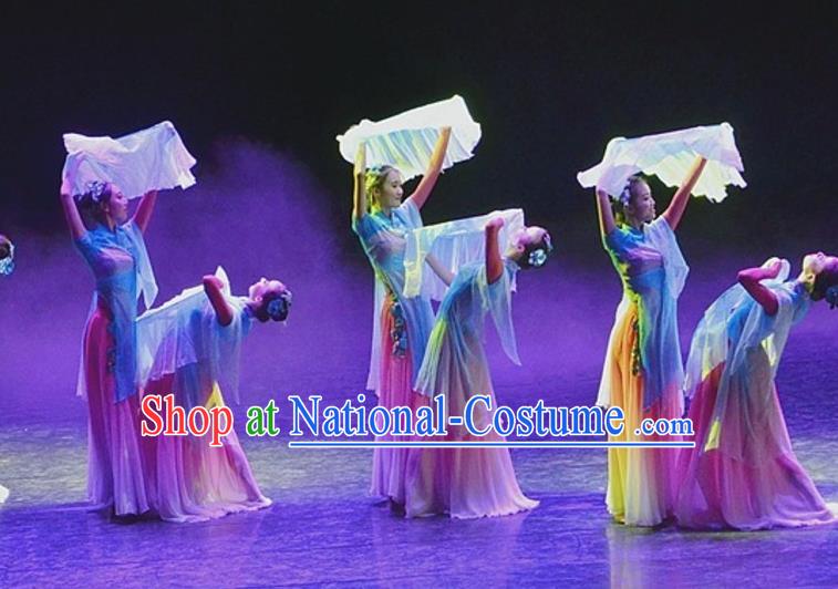 Chinese Colorful Clouds Chasing the Moon Dance Green Dress Traditional Classical Dance Stage Performance Costume for Women