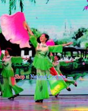 Chinese Flying Kites Folk Dance Green Outfits Traditional Fan Dance Stage Performance Costume for Women