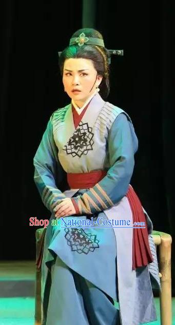 Chinese Shaoxing Opera Elderly Female Costumes and Headdress He Wenxiu Yue Opera Laodan Dress Country Woman Garment Apparels