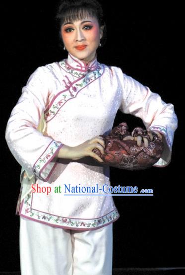 Chinese Shaoxing Opera Hua Tan Country Woman White Garment and Headpieces Sister Yuqing Yue Opera Actress Apparels Dress Costumes