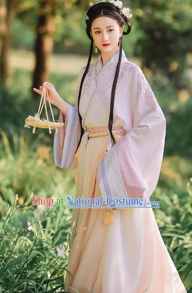 Traditional Chinese Jin Dynasty Hanfu Dress Garment Ancient Noble Lady Embroidered Historical Costumes