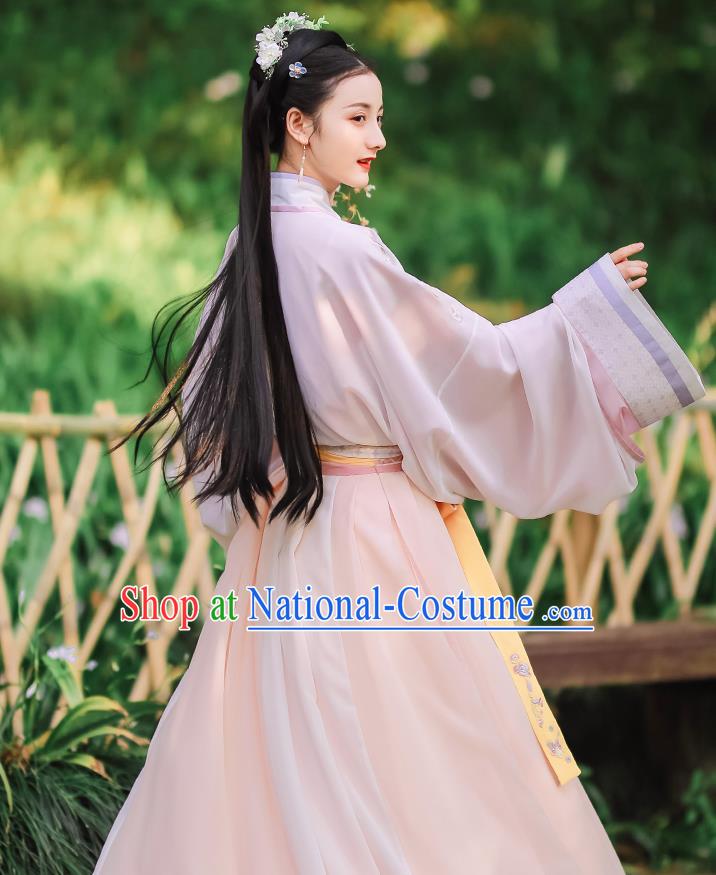 Traditional Chinese Jin Dynasty Hanfu Dress Garment Ancient Noble Lady Embroidered Historical Costumes