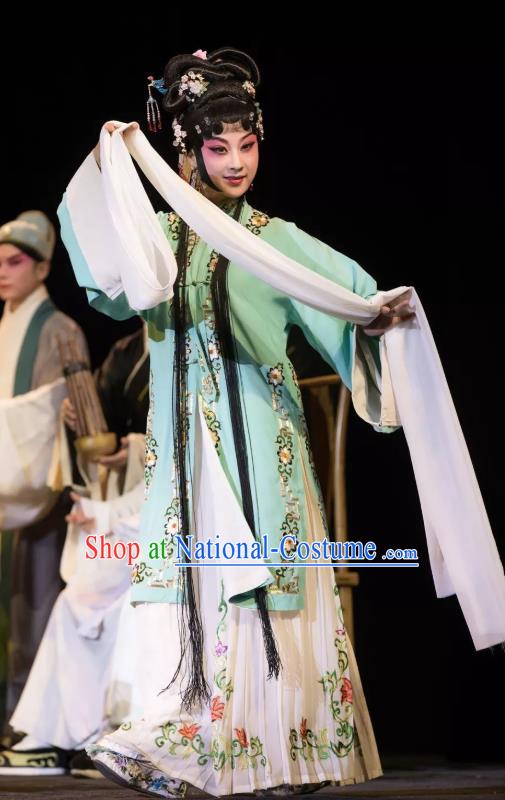 Chinese Kun Opera Young Lady Dress Costumes and Headdress the Legend of Washing the Silk Gauze Kunqu Opera Hua Tan Ruo Ye Garment Apparels