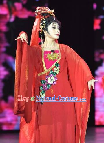 The Peacocks Fly To The Southeast Chinese Shaoxing Opera Wedding Red Dress Yue Opera Apparels Garment Liu Lanzhi Costumes and Headpieces